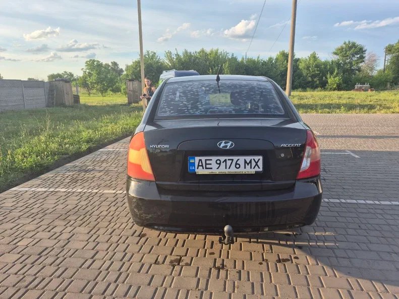 Hyundai Accent 2008 - 3