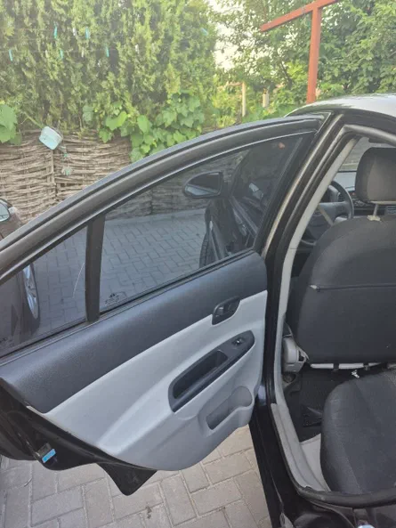 Hyundai Accent 2008 - 8