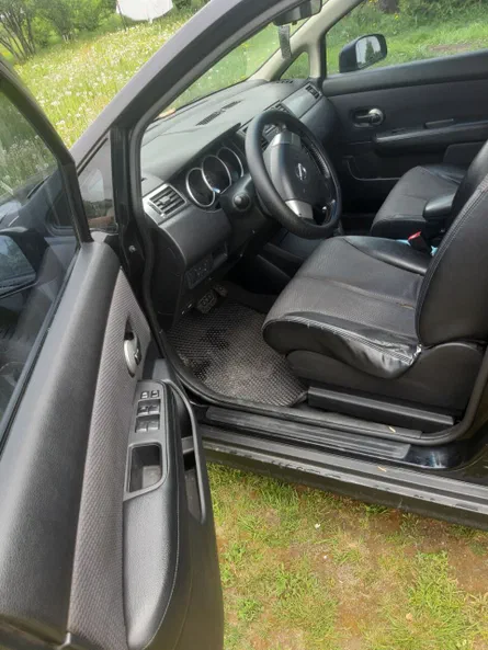 Nissan Tiida 2008 - 5