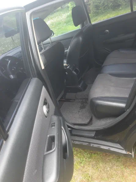 Nissan Tiida 2008 - 6