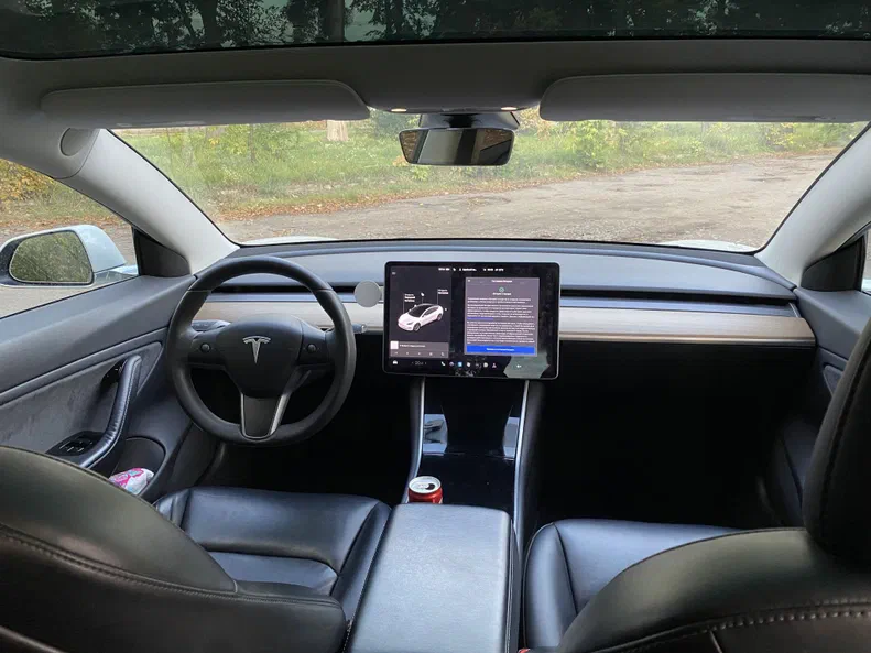 Tesla Model 3 2019 - 8