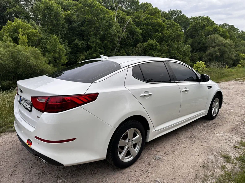 Kia Optima 2015 - 9