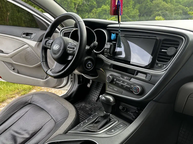 Kia Optima 2015 - 19