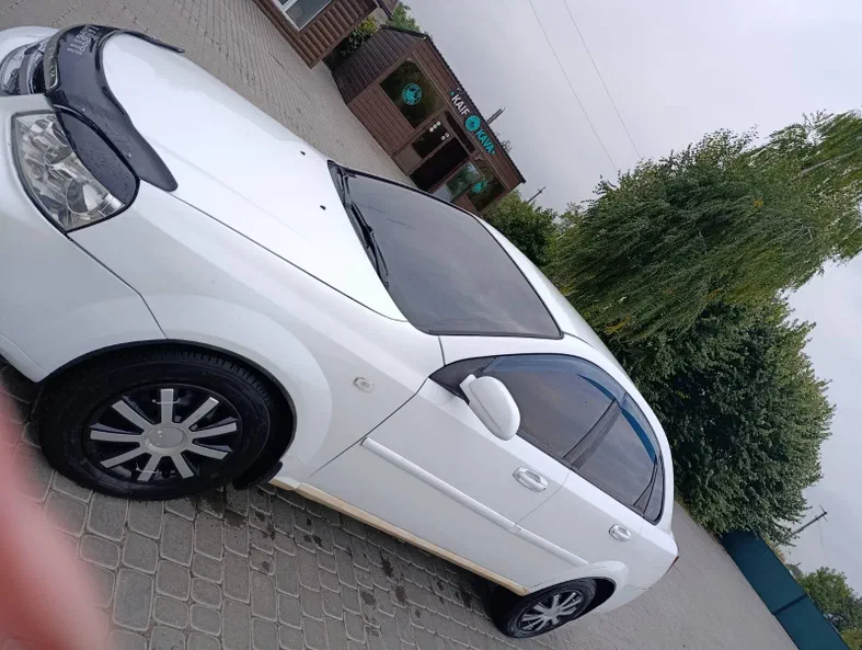 Chevrolet Lacetti 2012 - 1