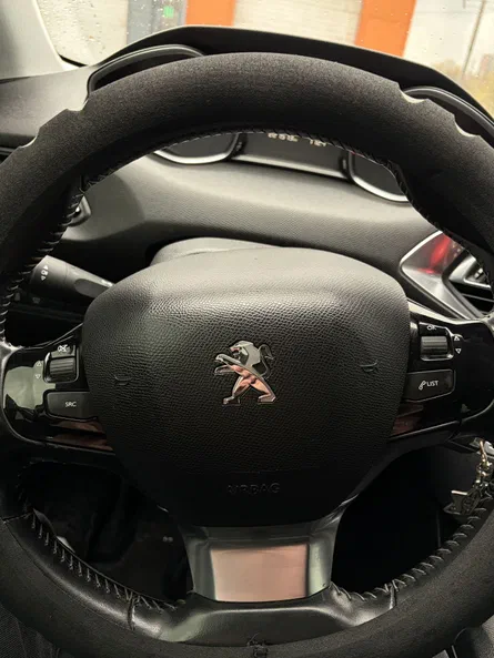 Peugeot 308 2015 - 8