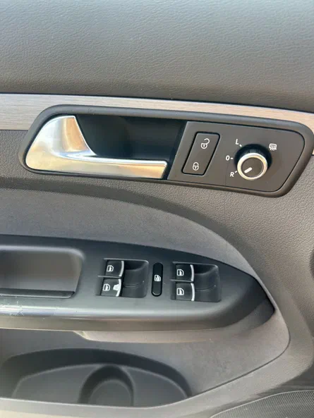 Volkswagen Touran 2010 - 7