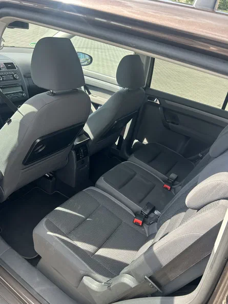 Volkswagen Touran 2010 - 8