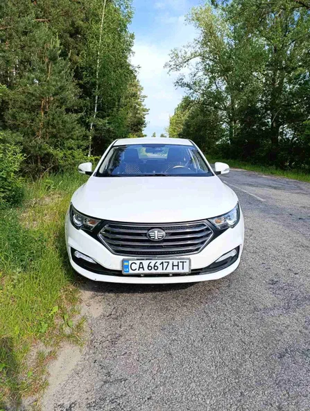 FAW Besturn B30 2019 - 1