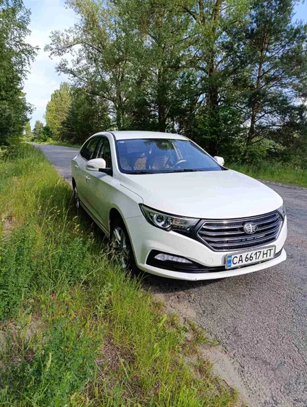 FAW Besturn B30 2019 - 3