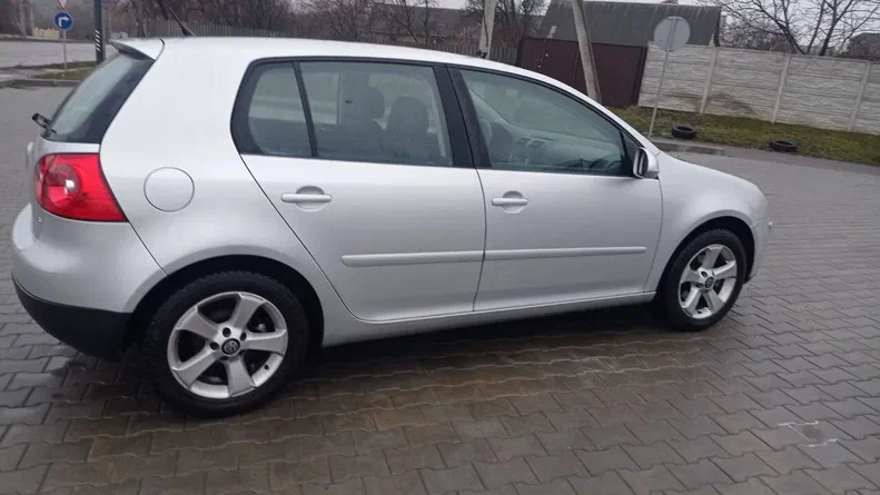 Volkswagen Golf 2008 - 6