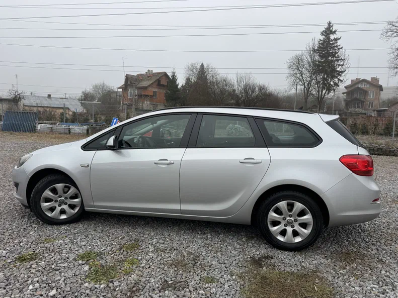 Opel Astra 2015 - 11
