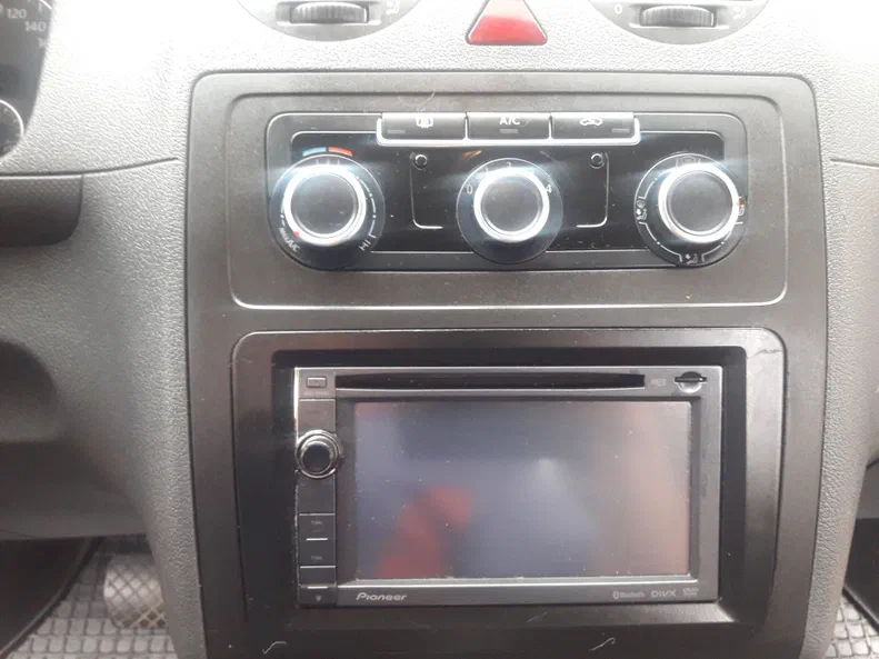 Volkswagen Caddy 2012 - 9