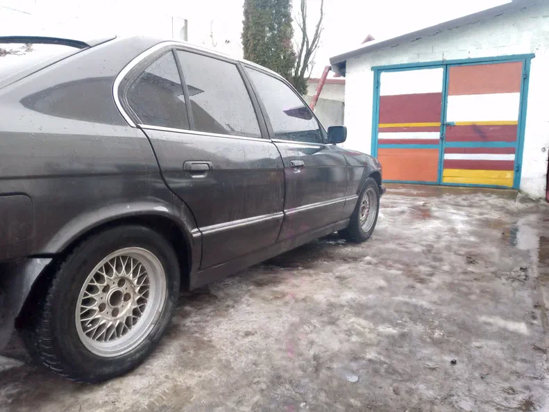 BMW 5 серія 1991 - 7