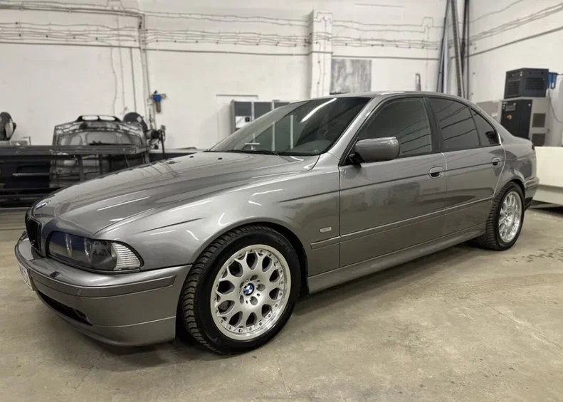 BMW 5 серии 2001