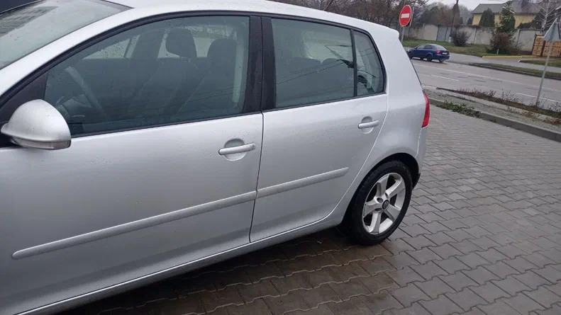 Volkswagen Golf 2008 - 19