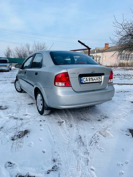 Chevrolet Aveo 2005 - 9