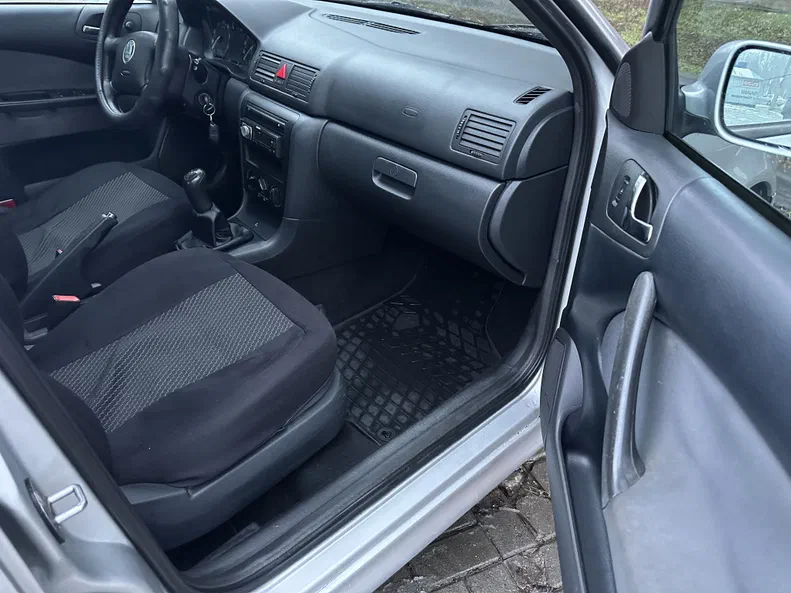 Skoda Octavia 2007 - 13