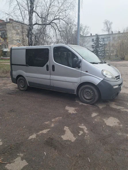 Opel Vivaro 2006