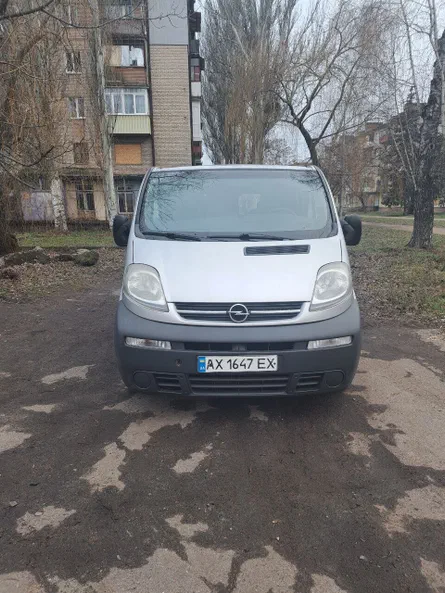 Opel Vivaro 2006
