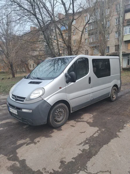 Opel Vivaro 2006