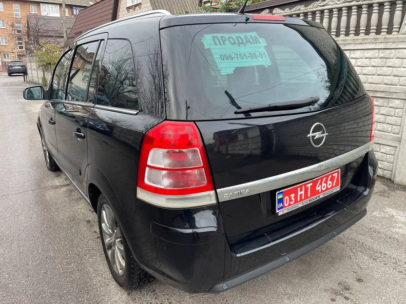 Opel Zafira 2011 - 8