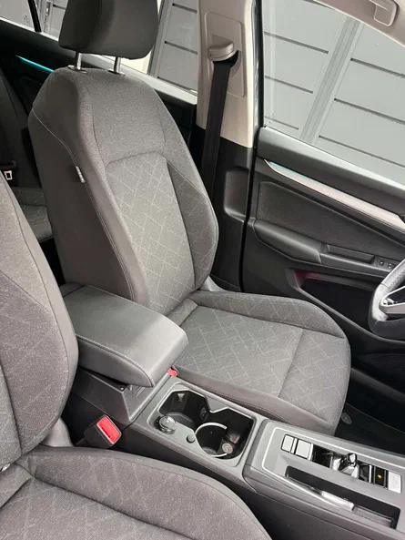 Volkswagen Golf 2024 - 23