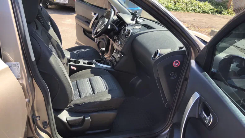 Nissan Qashqai 2010 - 6