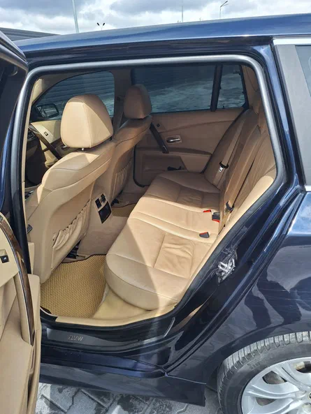 BMW 5 серія 2005 - 29