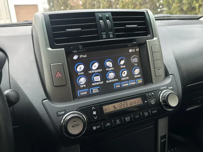 Toyota Land Cruiser Prado 2010