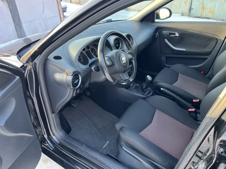 SEAT Cordoba 2008 - 16