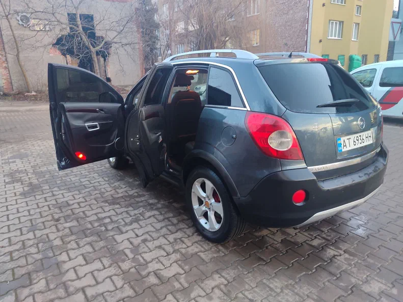 Opel Antara 2009 - 12