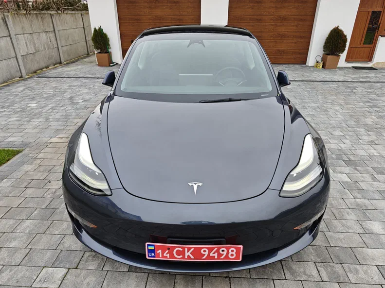 Tesla Model 3 2023 - 31