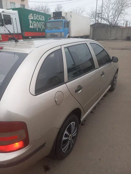 Skoda Fabia 2005 - 4