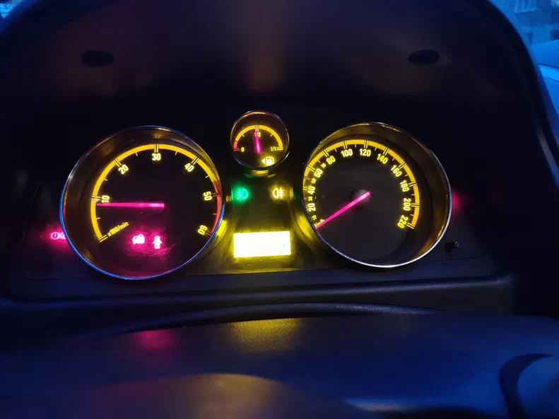 Opel Antara 2009 - 23