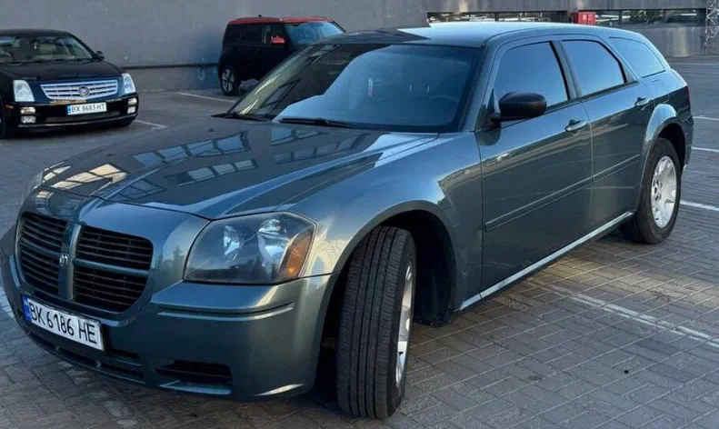 Dodge Magnum 2005