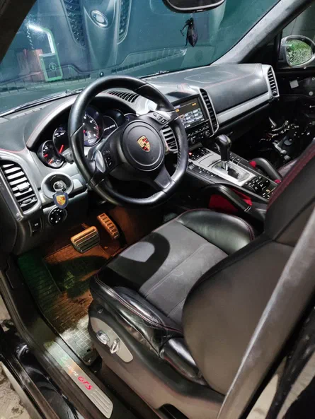 Porsche Cayenne 2012