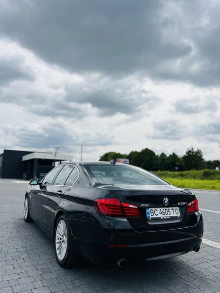 BMW 5 серии 2012