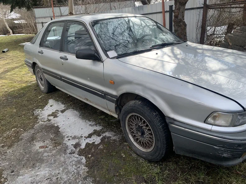 Mitsubishi Galant 1989 - 10