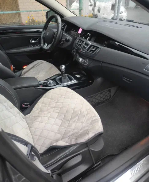 Renault Laguna 2012 - 7