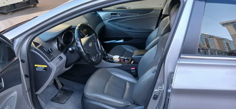 Hyundai Sonata 2013 - 6
