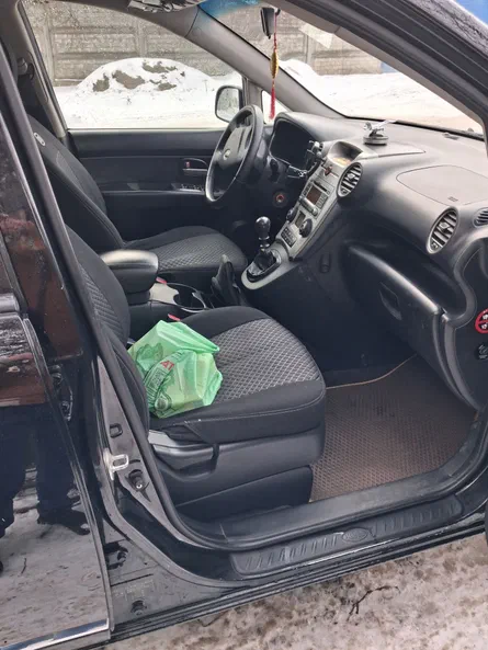 Kia Carens 2008 - 19