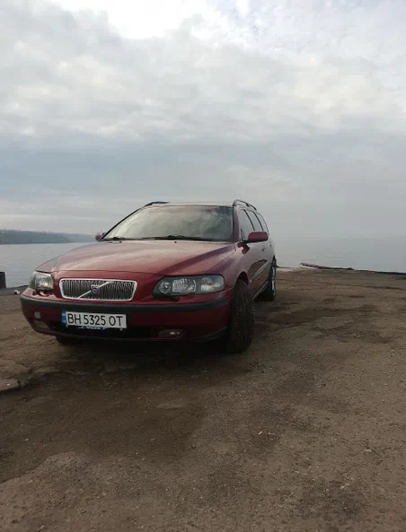 Volvo V70 2003