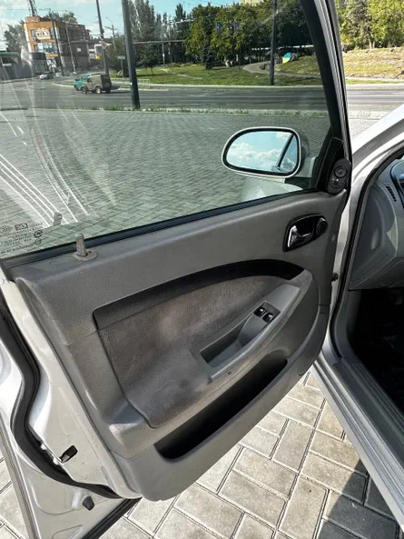 Chevrolet Lacetti 2008 - 11