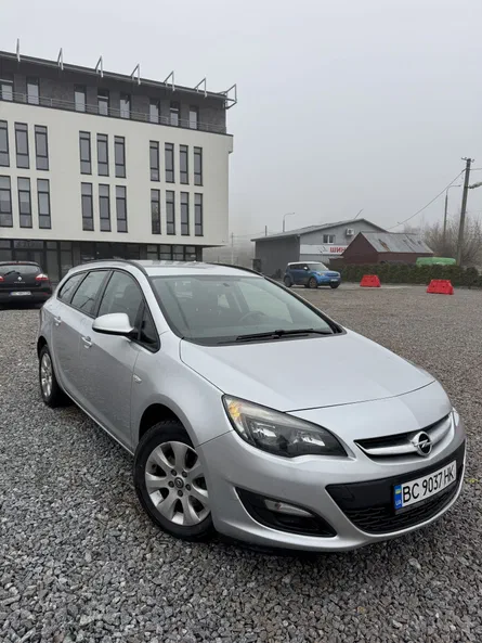 Opel Astra 2015
