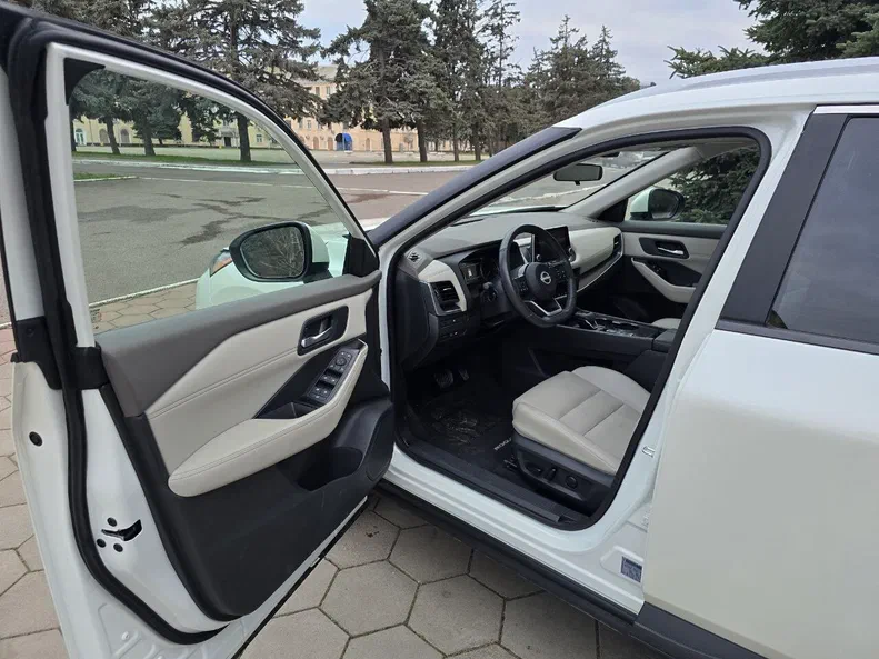 Nissan Rogue 2024 - 27