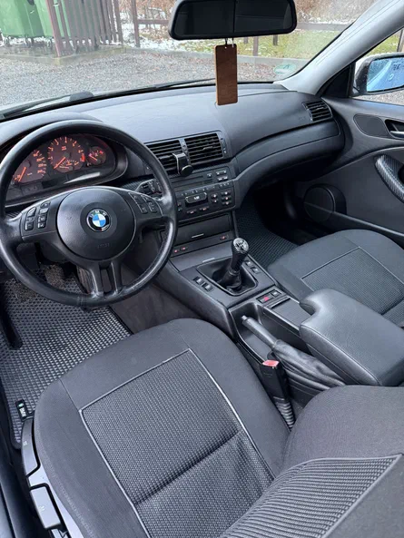 BMW 3 серія 2004 - 9