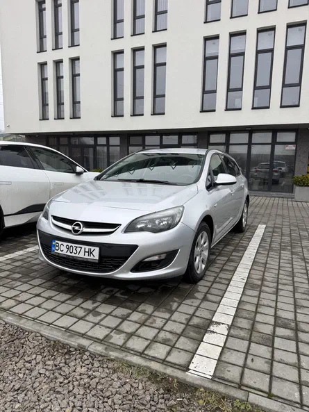 Opel Astra 2015