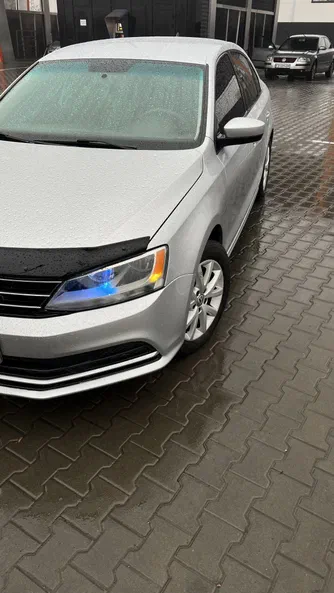Volkswagen Jetta 2015 - 8