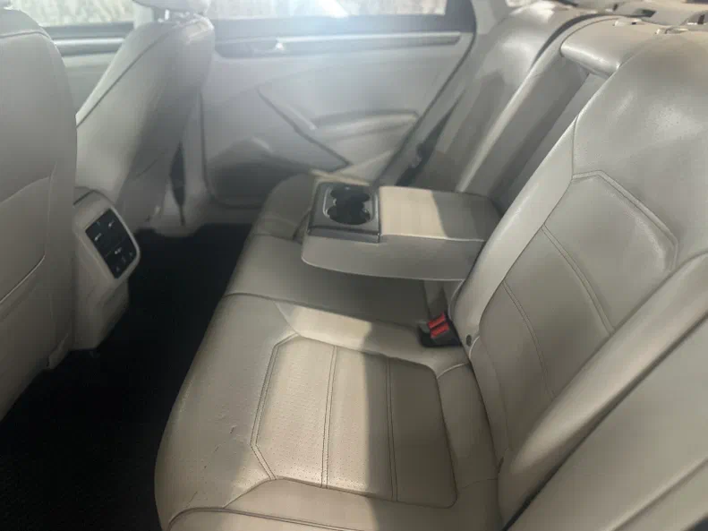 Volkswagen Passat 2018 - 10