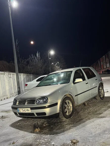 Volkswagen Golf 1998
